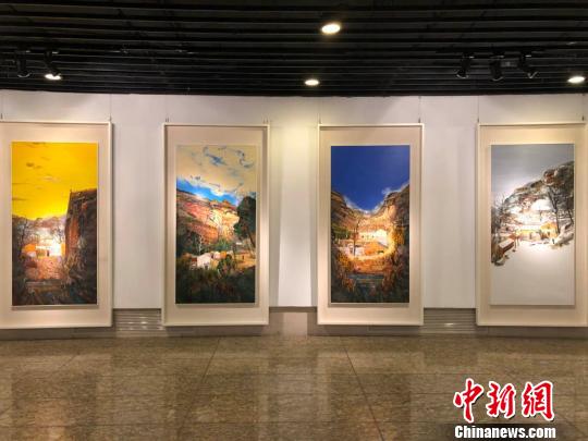 图为表现太行山地区风貌及淳朴民风的组画《四季太行》。